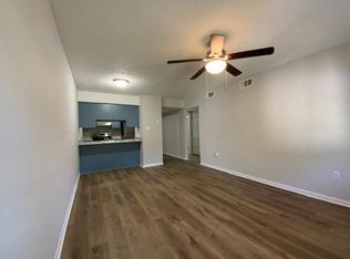 308 E 3rd St, Springfield, GA 31329