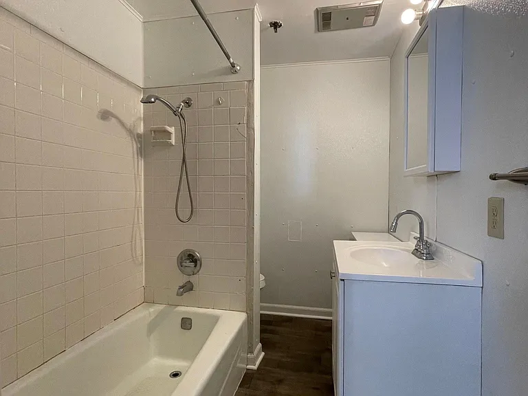 5838 Alderson St #8 — Photo 7