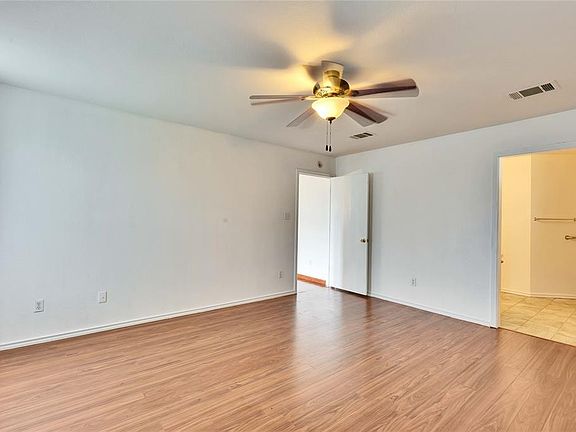 5th image of 117 Gillespie Ln