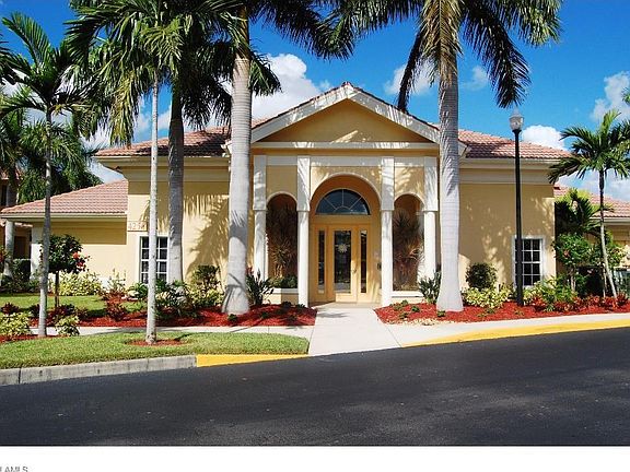 5th image of 4117 Bellasol Cir APT 112