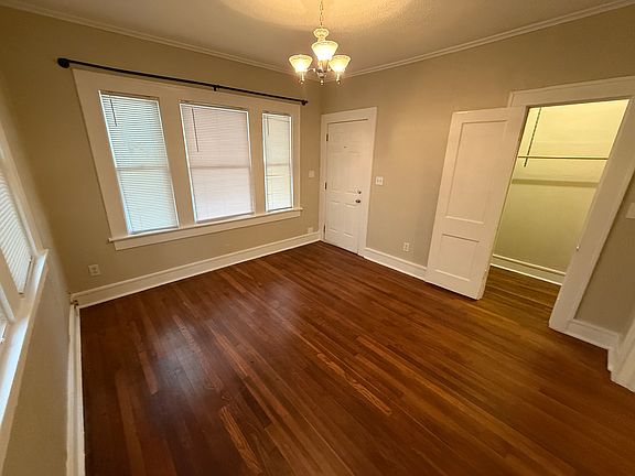 5th image of 4617 El Campo Ave #200