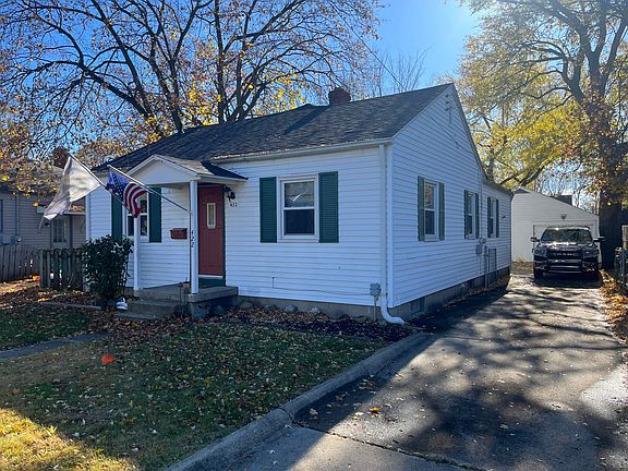 2nd image of 422 Cornell Dr