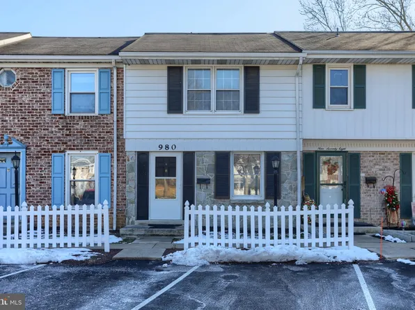 980 E Maple St #U-0010, Palmyra, PA 17078