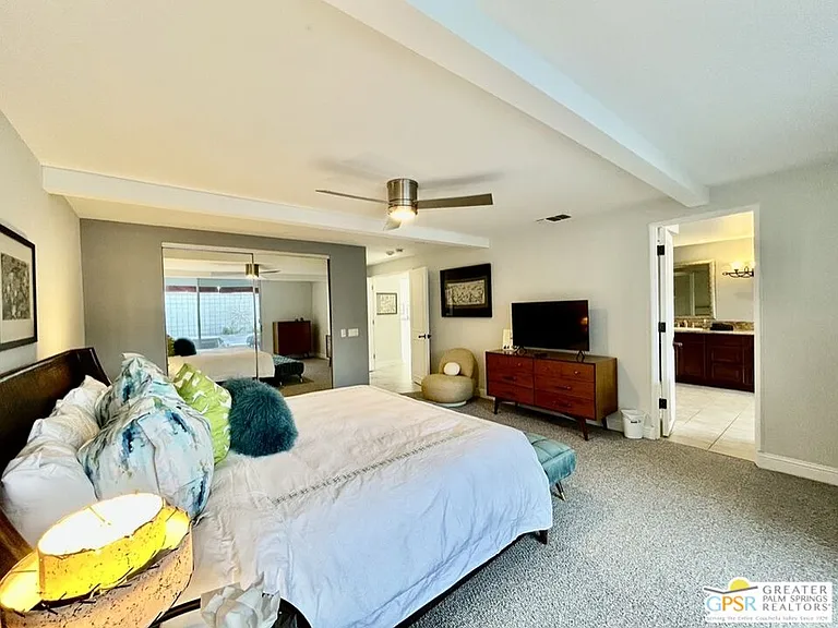 515 Desert Lakes Dr — Photo 20