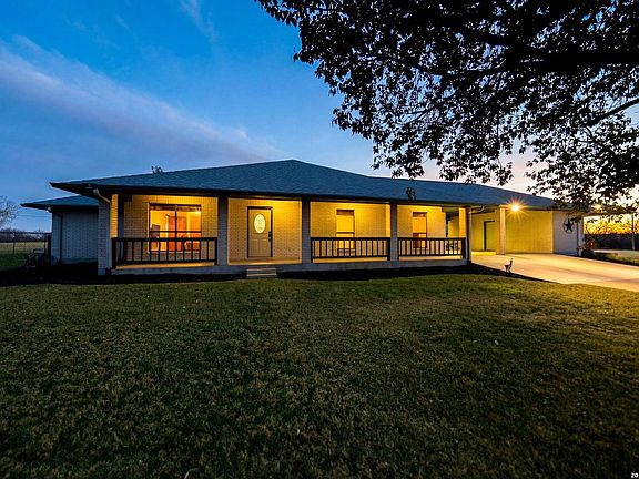 2nd image of 14320 La Vernia Rd