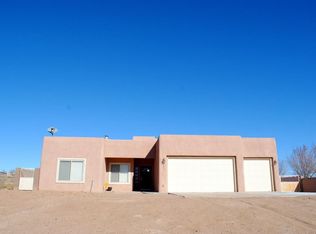 869 11th Ave SE, Rio Rancho, NM 87124