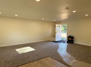 300 N 2nd St, Springdale, WA 99173