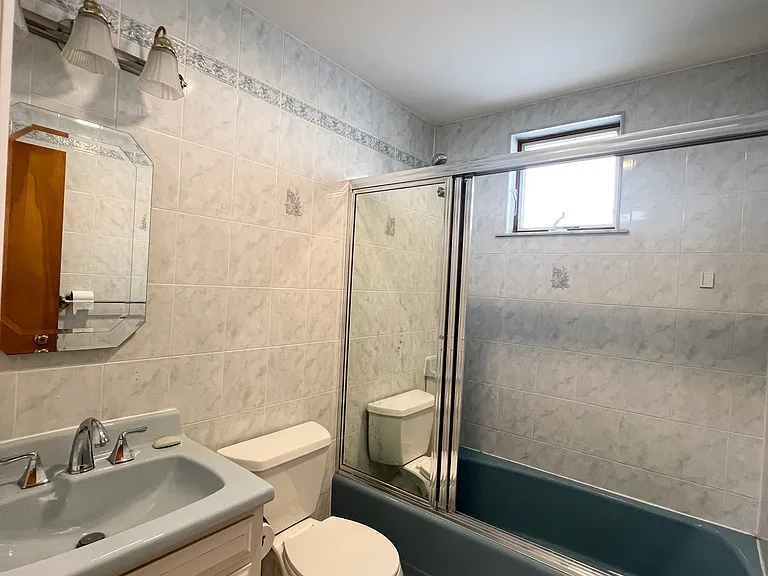 1643 Dahill Rd #1 — Photo 8