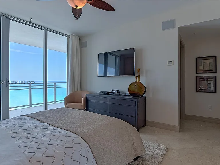 3535 S Ocean Dr #2102 — Photo 32