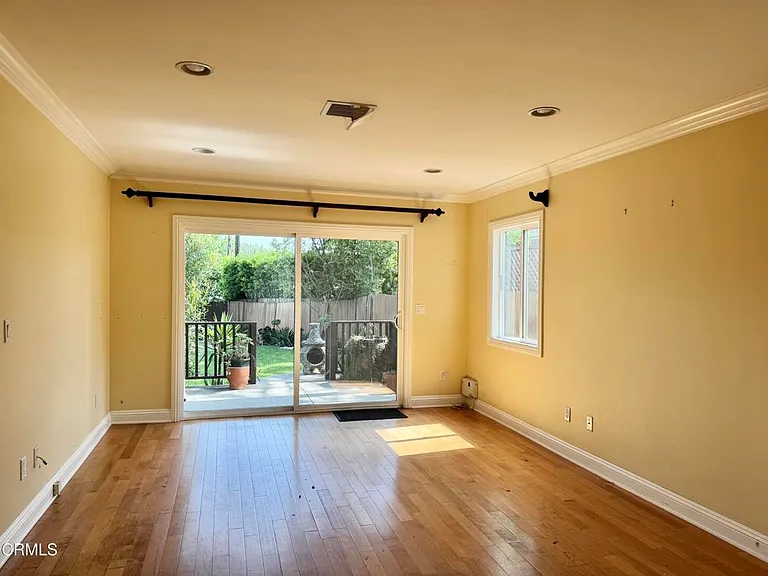 1736 Vistillas Rd — Photo 9