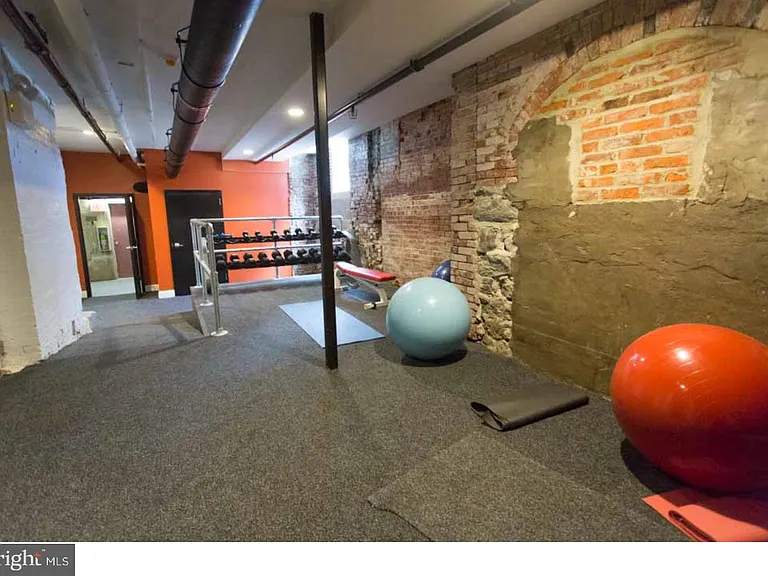 1100 Spruce St #2A — Photo 4