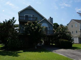 8715 Emerald Plantation Rd, Emerald Isle, NC 28594