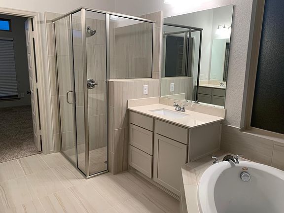 4th image of 2608 San Bautista Way