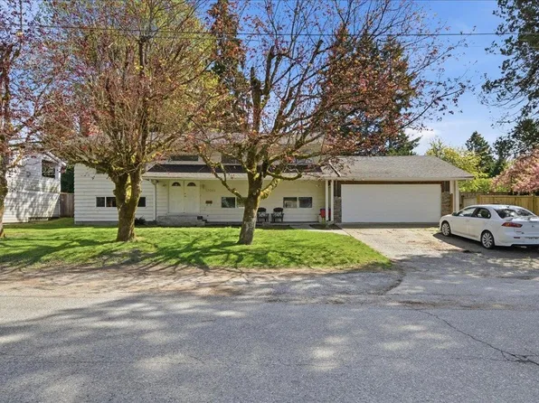 12014 208th St, Maple Ridge, BC V2X 4W8