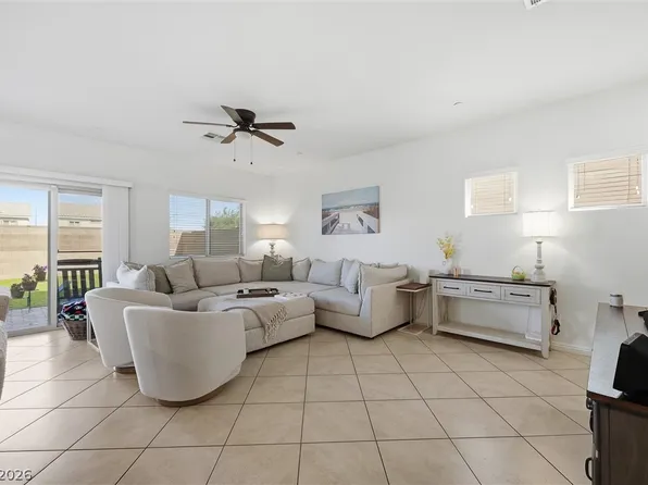 386 Layla Bay St, Henderson, NV 89014