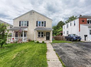 1016 Buttonwood St, Norristown, PA 19401