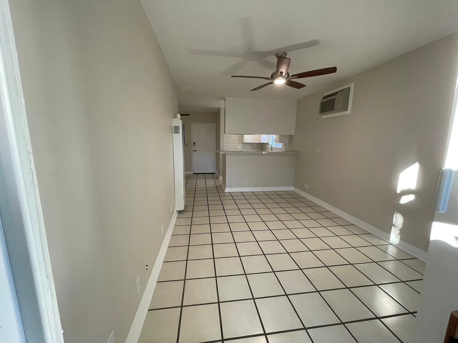 1 bed, 600 sqft, $1,995 — Photo 4