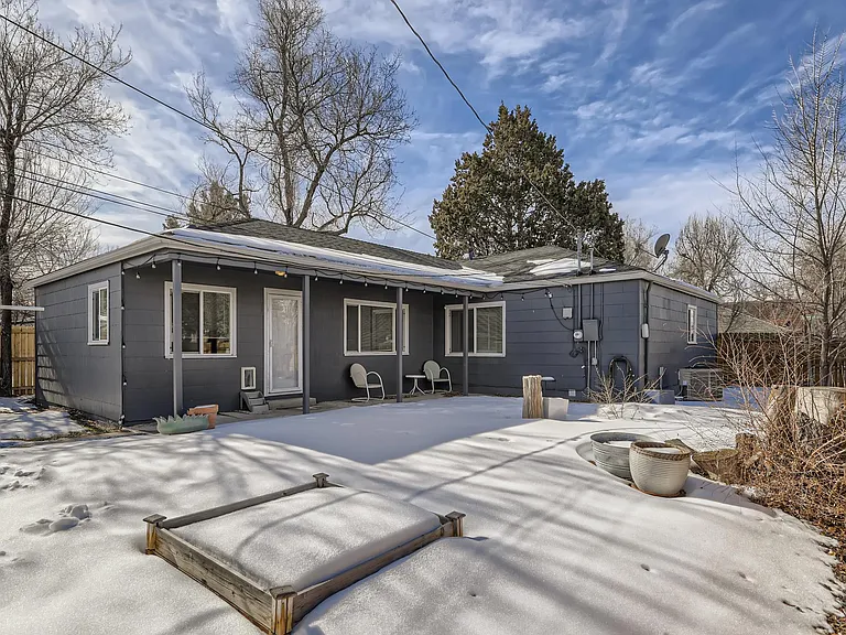 1090 Emporia St — Photo 26