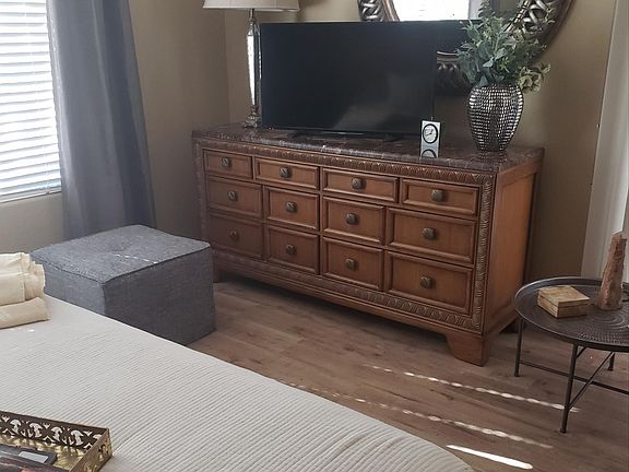 3rd image of 17149 W Nelson Dr