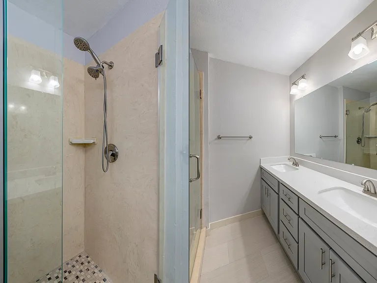 2386 Lava Dr — Photo 15