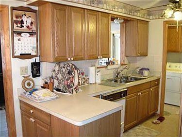 5th image of 7676 Goldenrod Dr