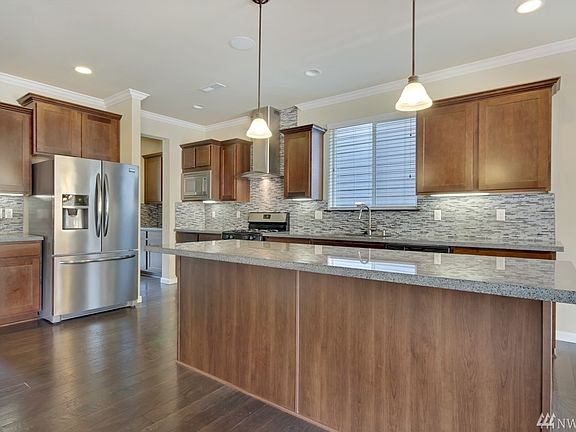 5th image of 11729 172nd Street Ct E