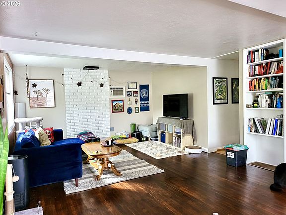 5th image of 7025 SE Nehalem St