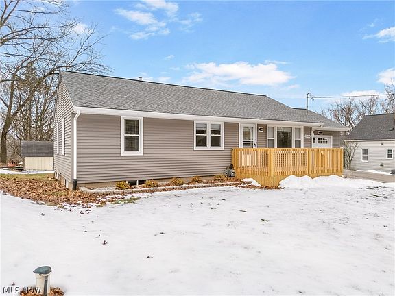 4th image of 2504 Clayton Dr