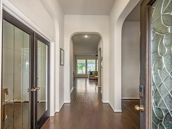 4th image of 7511 Laguna Lake Dr