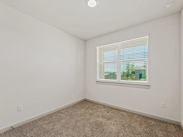 10906 Fulton Ave — Photo 29