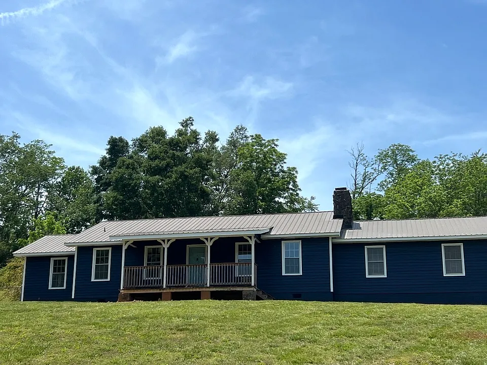 240 Western Cedar Ln