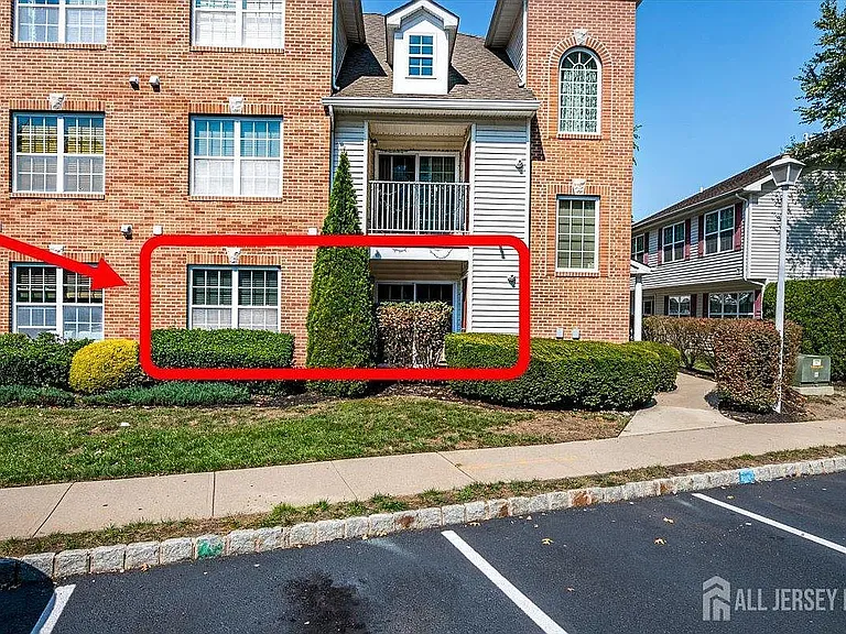 1073 Morning Glory Dr — Photo 10