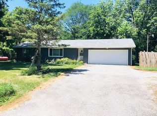 243 Bell Plain Rd, Larose, IL 61369