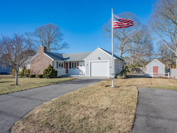 6 Sierra Way, West Yarmouth, MA 02673