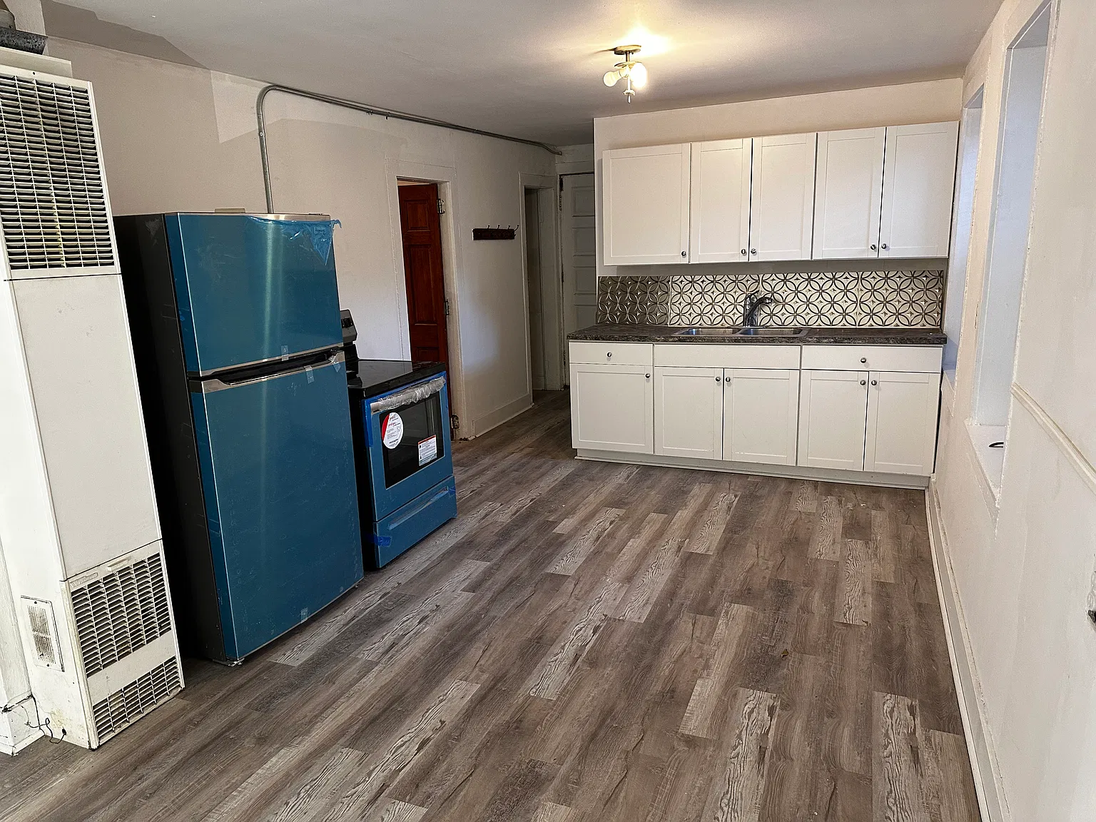 2 bed, 700 sqft, $1,050 — Photo 4