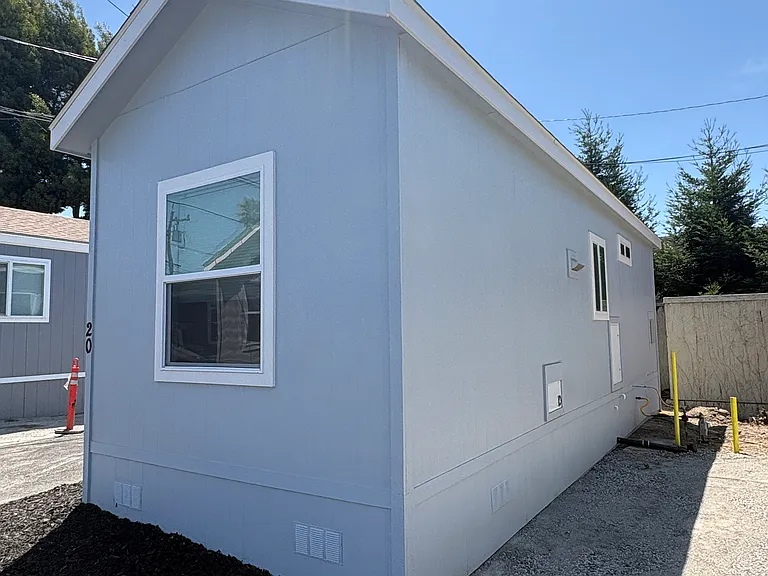 4150 Soquel Dr #20 — Photo 2