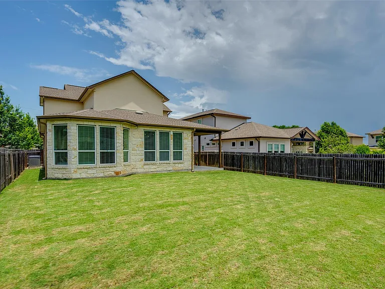 7107 Calpe Dr — Photo 25