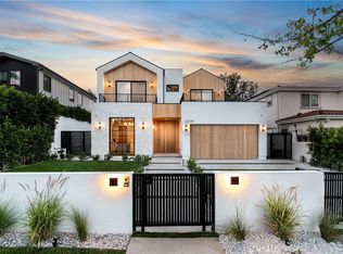 16749 Addison St, Encino, CA 91436
