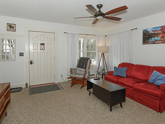 4th image of 734 Kearsarge Road #3