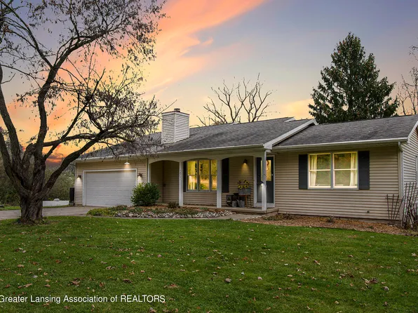 14731 Peacock Rd, East Lansing, MI 48823