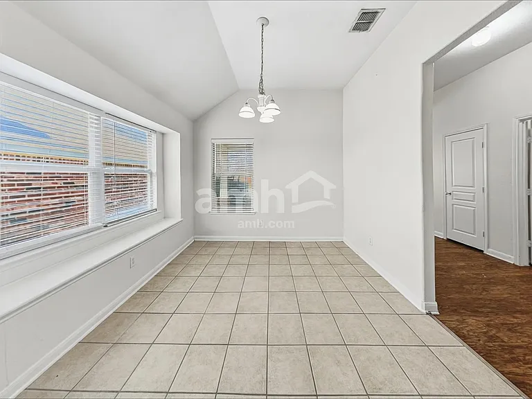 12232 Lamington Dr — Photo 5