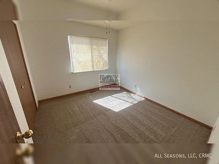750 Rundle Ct — Photo 8