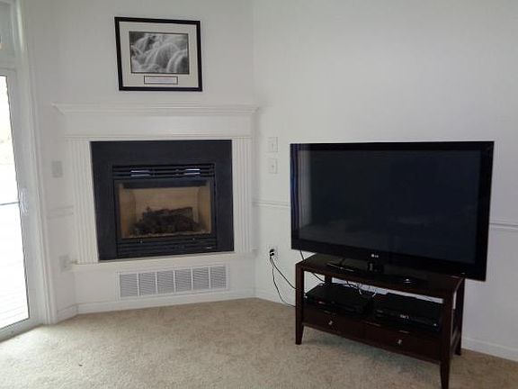 5th image of 55 River Front Dr Unit 209