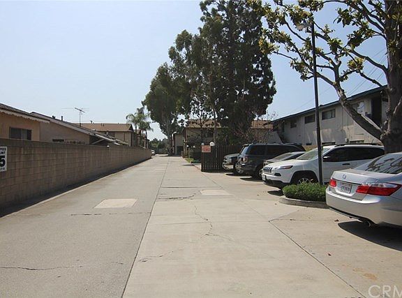 3rd image of 16115 Eucalyptus Ave