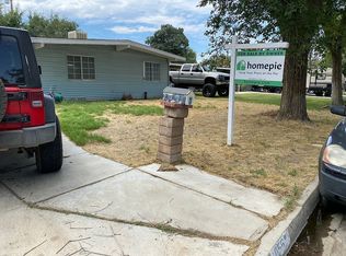1056 W Avenue J12, Lancaster, CA 93534