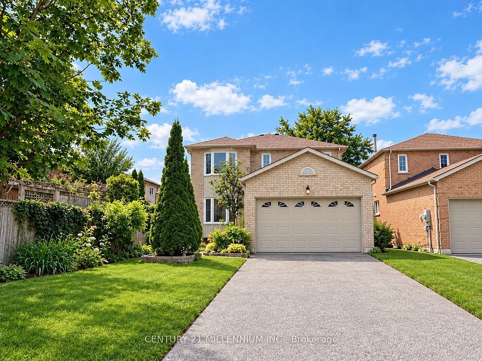 1st image of 6 Carruthers Cres