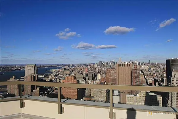 Rented by Modern Spaces | media 14