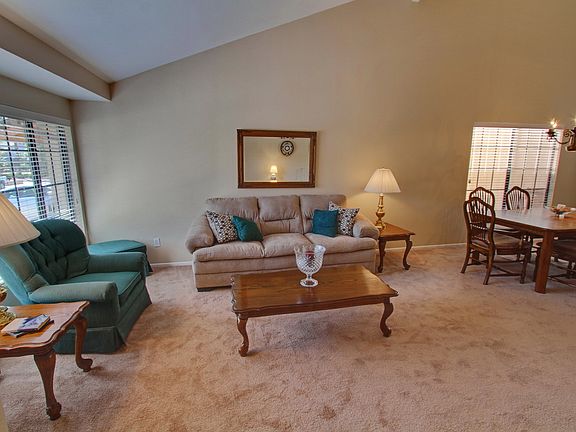 Living Room Vaulted Ceiling