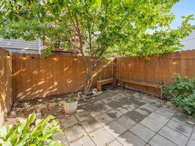13 2nd Ave — Photo 15