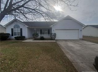 110 Chapel Hill Dr #53, Raeford, NC 28376